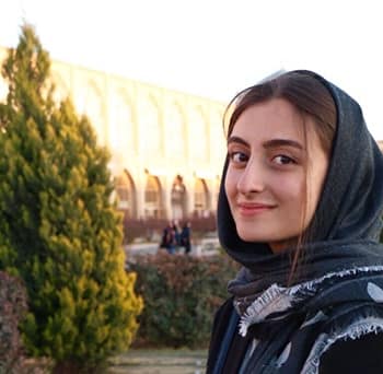 حورا شایسته کیا