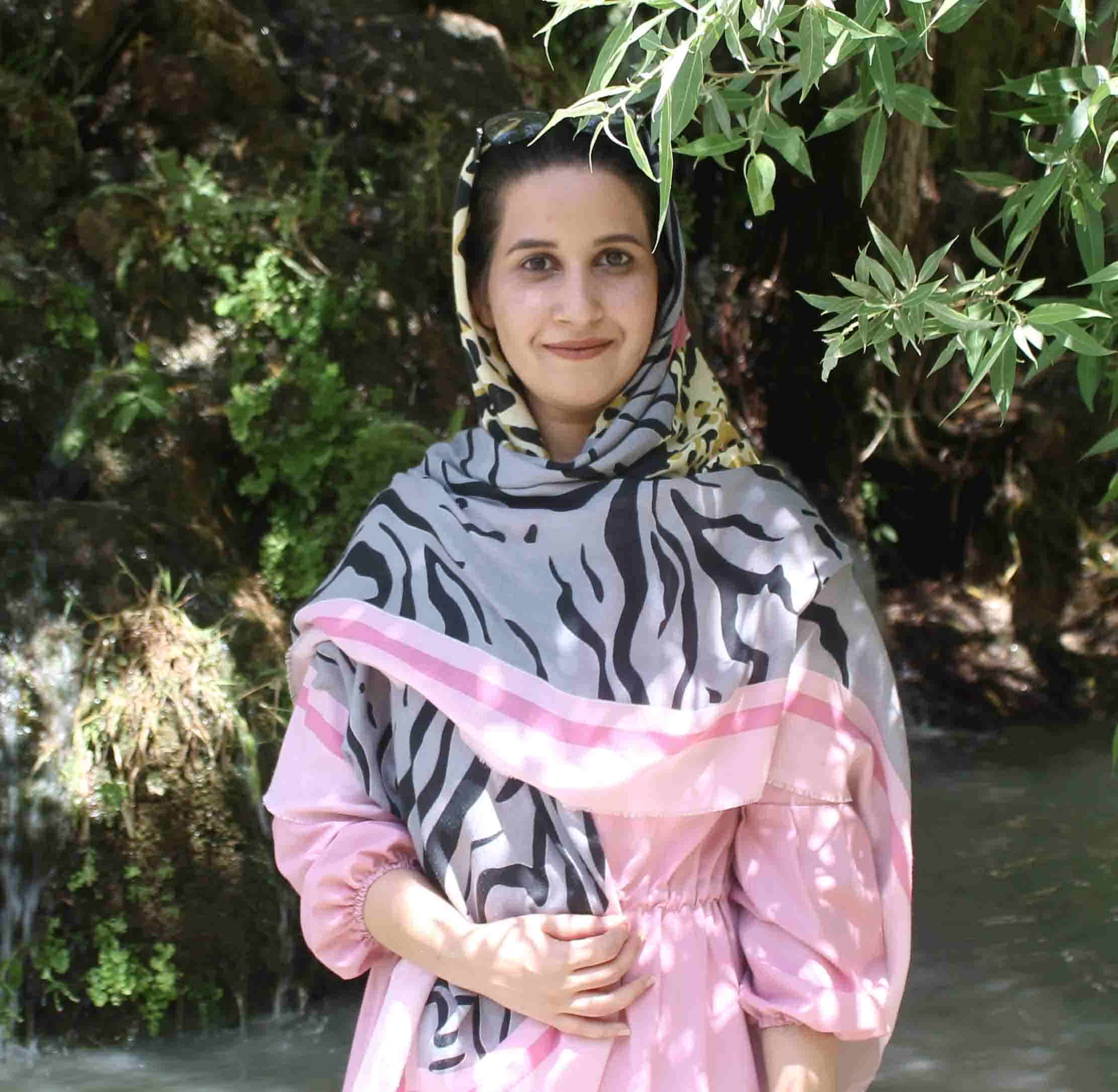 زهرا درستکار